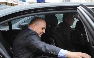 На чем ездит Михаил Мишустин и его жена Владлена