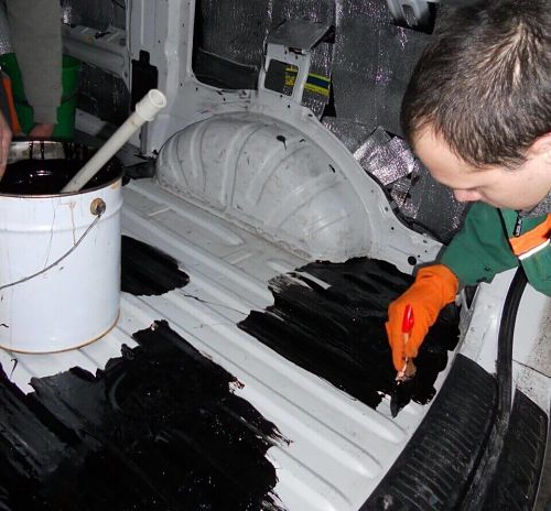 нанесение битумной мастики