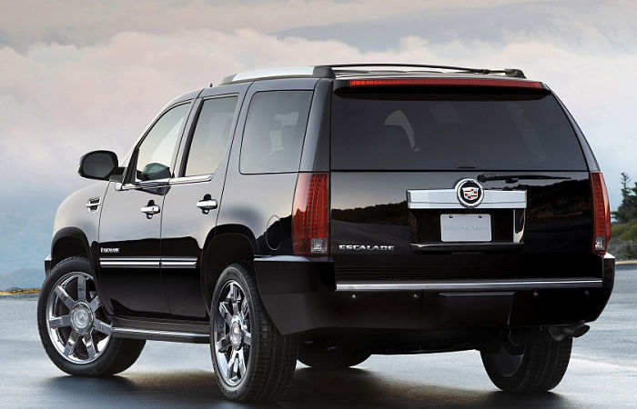 Cadillac Escalade III поколение