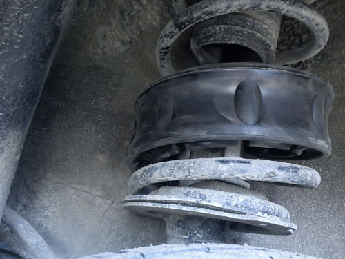 Межвитковая проставка на пружины авто