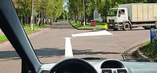 Помеха справа и пересечение путей