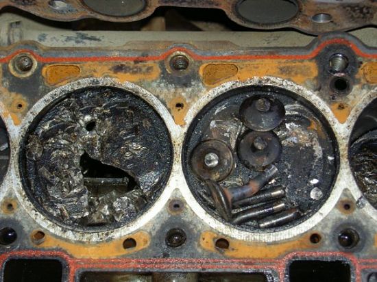 последствия обрыва ремня ГРМ на двигателе DOHC