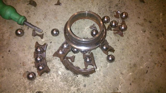 разрушенный подшипник