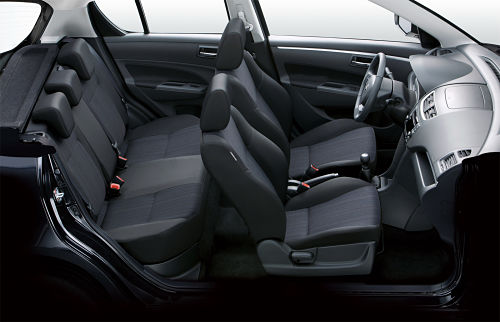в салоне Suzuki Swift 3