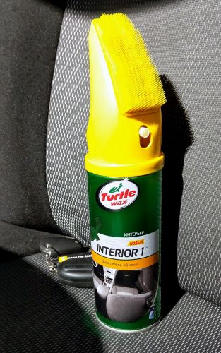 Сухая химчистка марки Interior 1 от Turtle Wax - эффективная борьба с загрязнениями салона авто