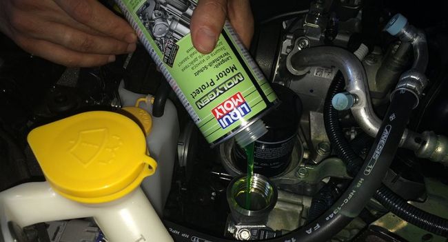 долив присадки