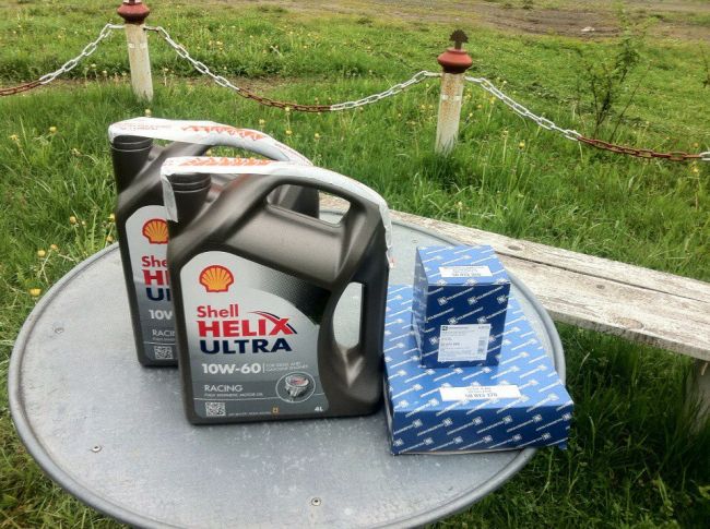 Что означает маркировка 10W60 на этикетке