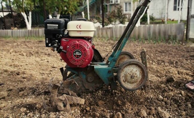 КАЧЕСТВЕННОЕ ПРЕВОСХОДСТВО