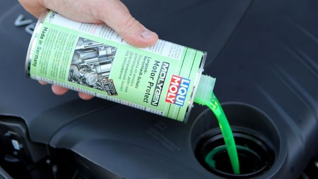 долив присадки